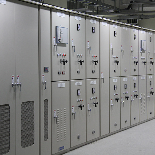 LOW VOLTAGE SWITCHGEAR_02.jpg